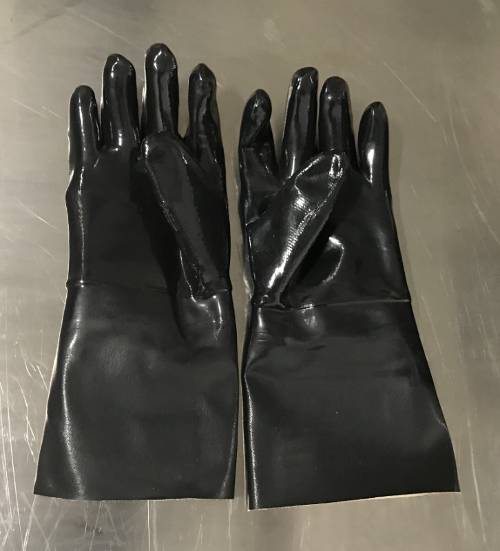 Temperature resistant FDA approved gloves